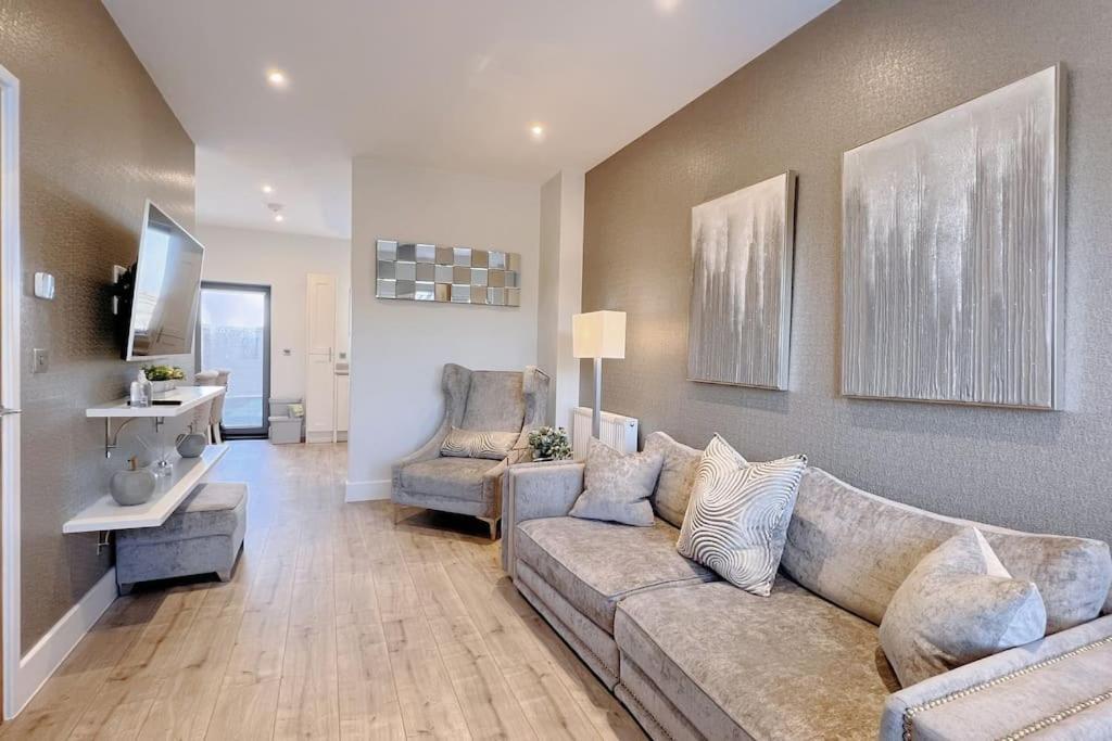 No6, Luxury Townhouse Near Bicester Village Dış mekan fotoğraf