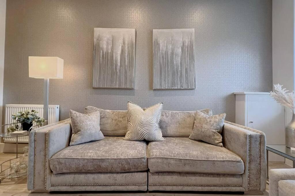 No6, Luxury Townhouse Near Bicester Village Dış mekan fotoğraf