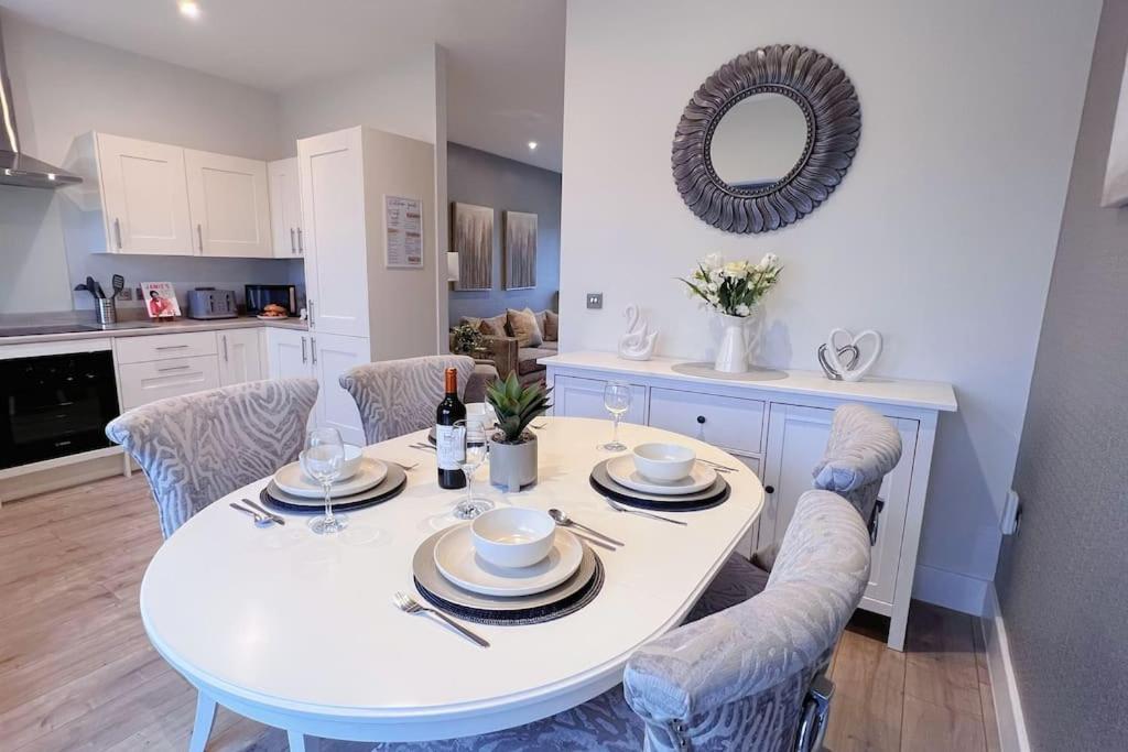 No6, Luxury Townhouse Near Bicester Village Dış mekan fotoğraf